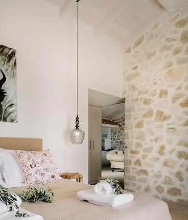Sappho Villa Magaziá